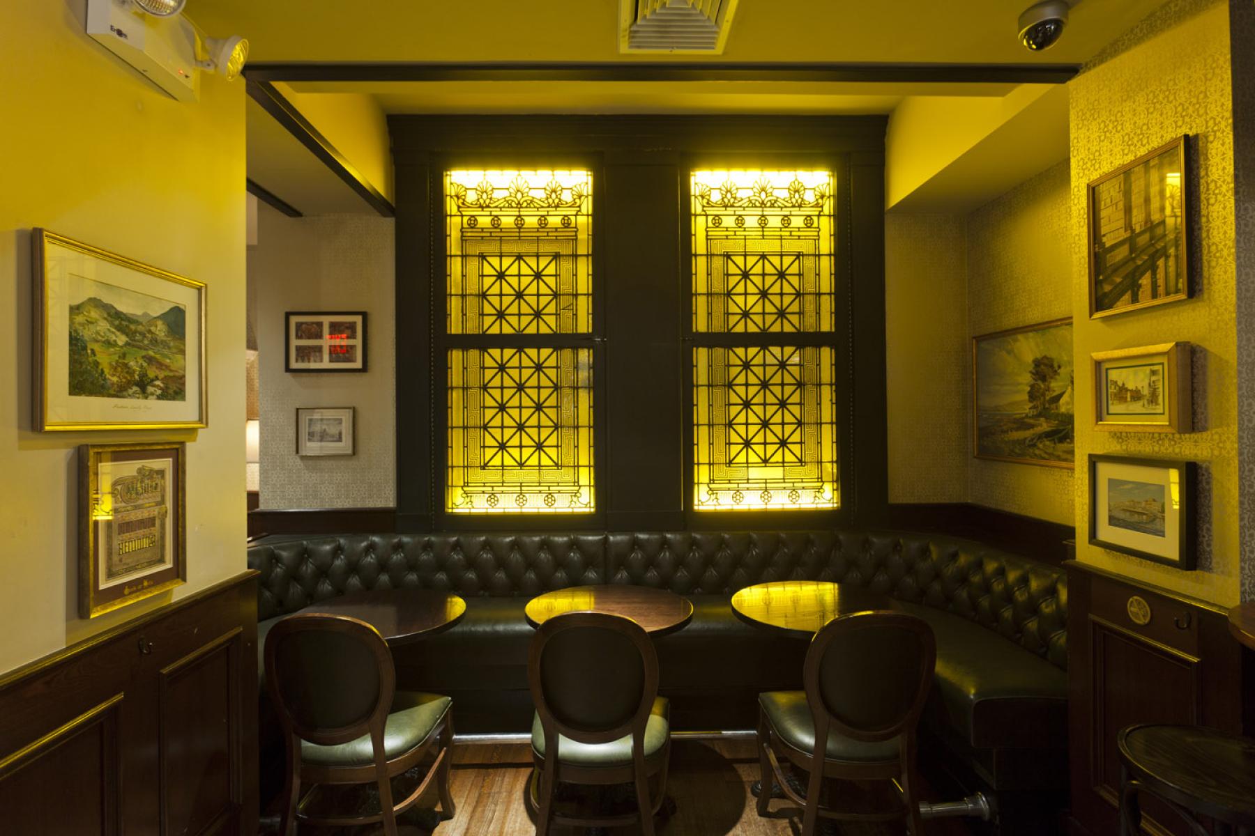 Long Room, New York City Restaurant