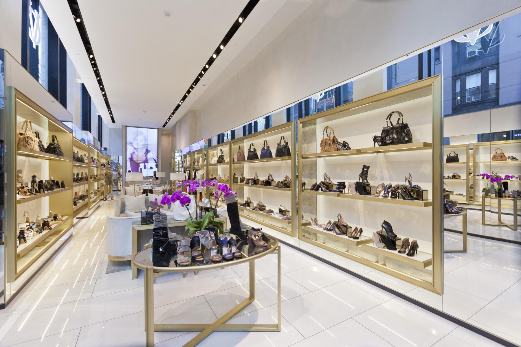 Vince Camuto Retail cThree Architecture + Design, PC