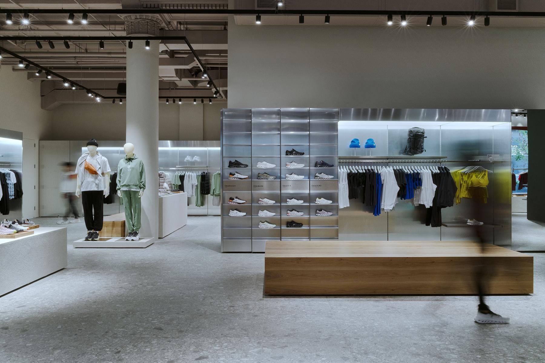 On Running Retail cThree Architecture + Design, PC